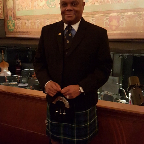 Meet your Poshmark Ambassador, LaMont - Picture 12 of 16